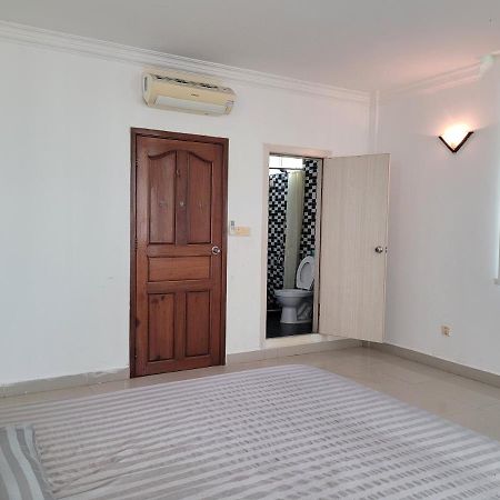 Yana House Phnom Penh酒店 外观 照片