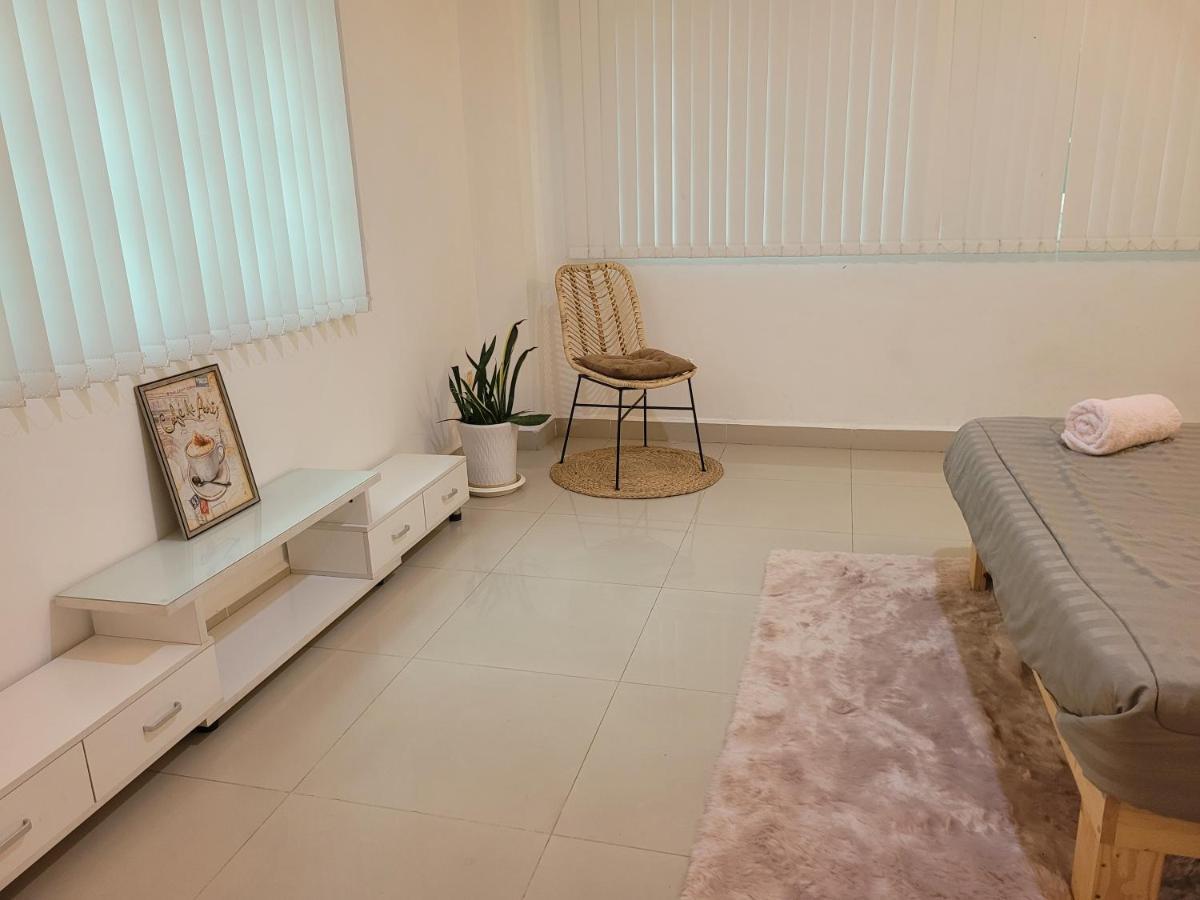 Yana House Phnom Penh酒店 外观 照片