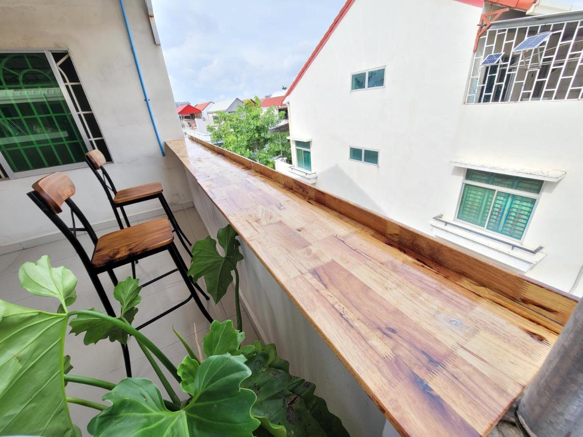 Yana House Phnom Penh酒店 外观 照片